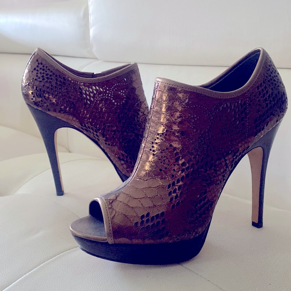 Via Spiga size 9